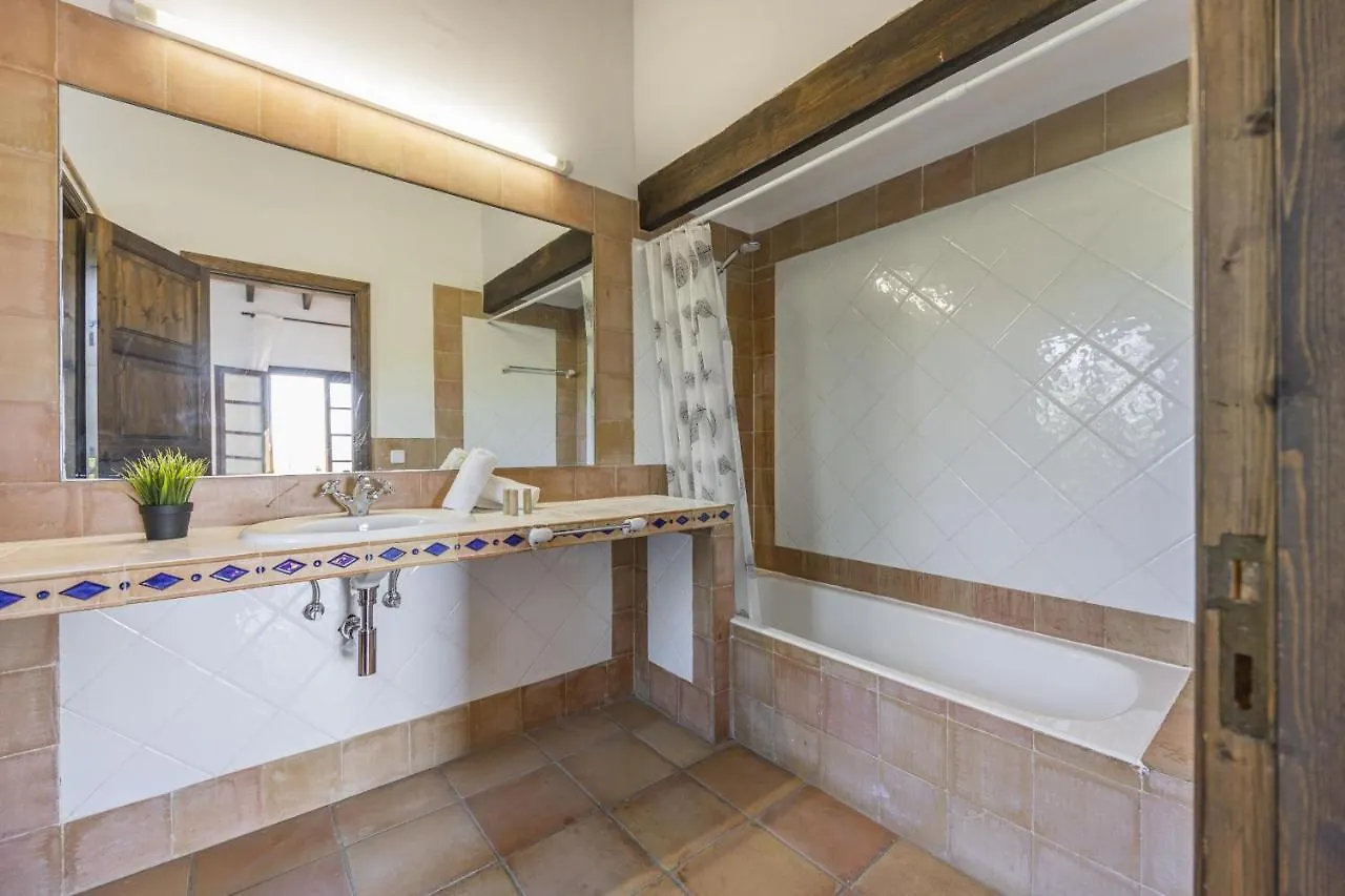 Villa Hidden Retreat / Denga Pollenca