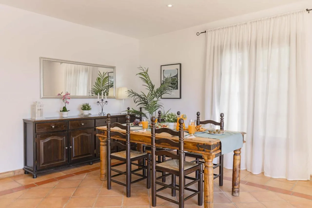 Villa Hidden Retreat / Denga Pollença