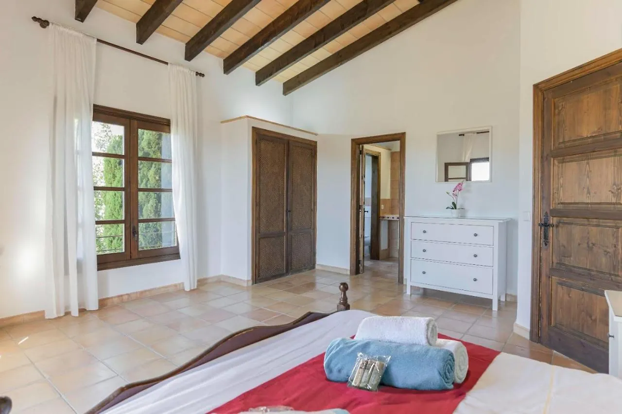 Villa Hidden Retreat / Denga Pollenca